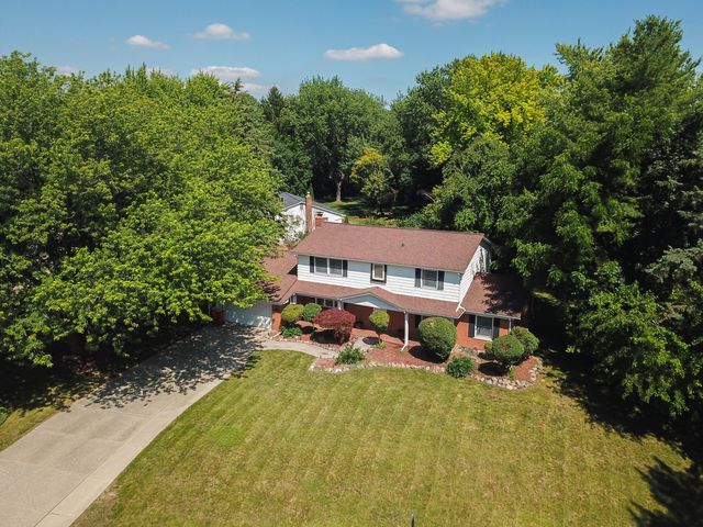 4389 Westover Drive, West Bloomfield, MI 48323