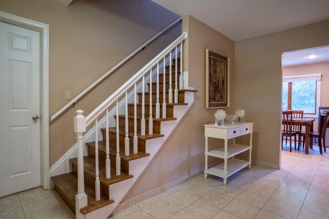 4389 Westover Drive, West Bloomfield, MI 48323