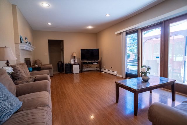 4389 Westover Drive, West Bloomfield, MI 48323