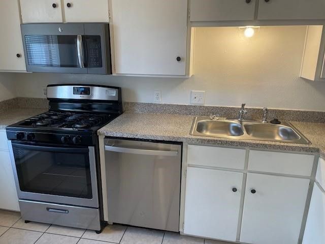 915 N Elm Street 4, Denton, TX 76201