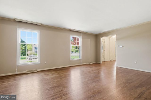 320 E ORMANDY PL, Ambler, PA 19002