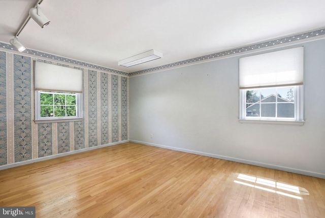 320 E ORMANDY PL, Ambler, PA 19002