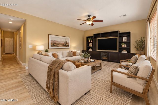 3541 E COCONINO Way, Gilbert, AZ 85298