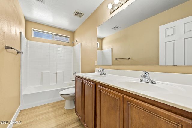 3541 E COCONINO Way, Gilbert, AZ 85298