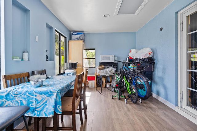 5772 N Haverhill Road N, West Palm Beach, FL 33407