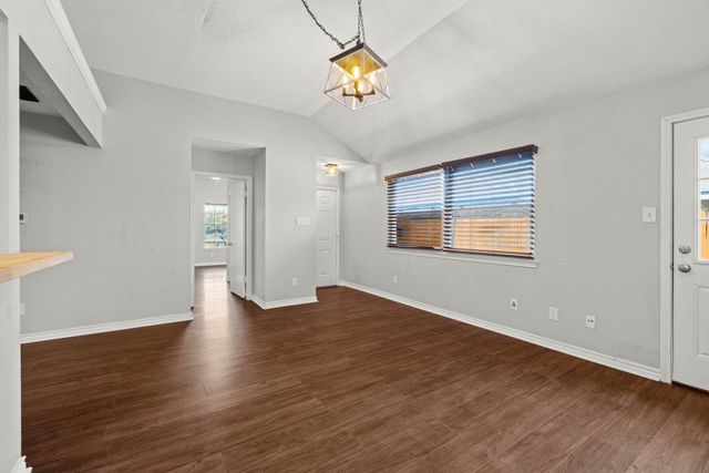 820 Mica LN, Leander, TX 78641