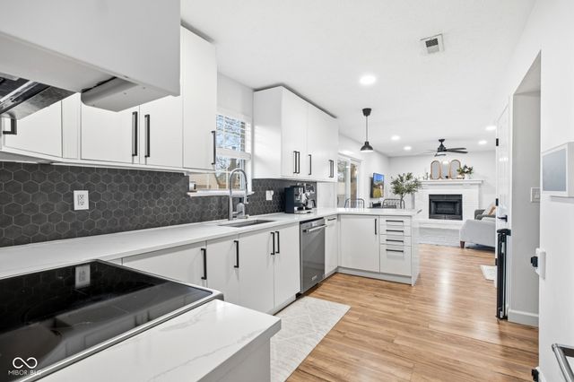 12514 Trester Lane, Fishers, IN 46038