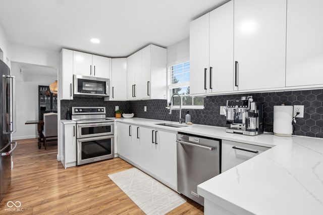 12514 Trester Lane, Fishers, IN 46038