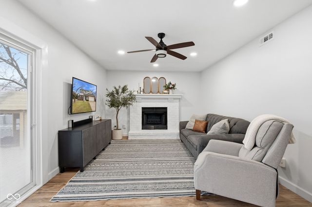 12514 Trester Lane, Fishers, IN 46038