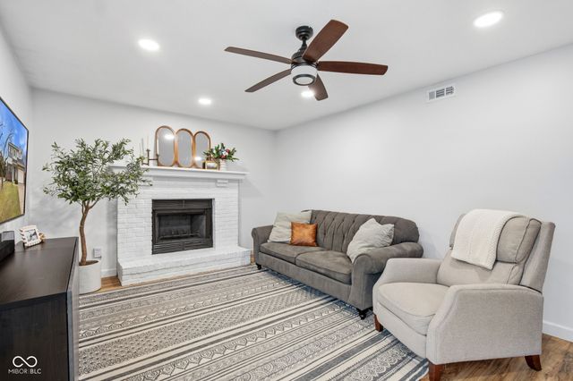 12514 Trester Lane, Fishers, IN 46038