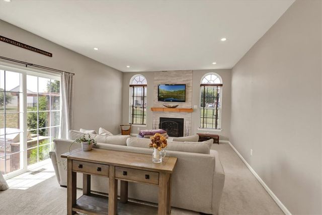 104 Regent Street, Maiden Creek Twp, PA 19510