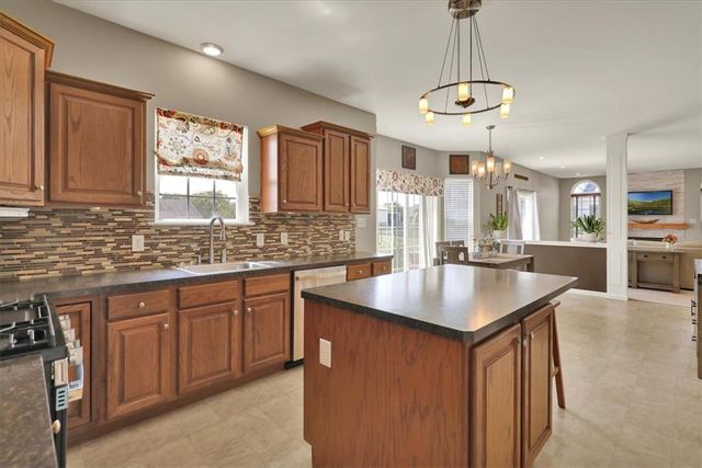 104 Regent Street, Maiden Creek Twp, PA 19510