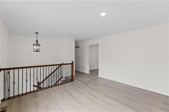 21400 W 181st Terrace, Olathe, KS 66062