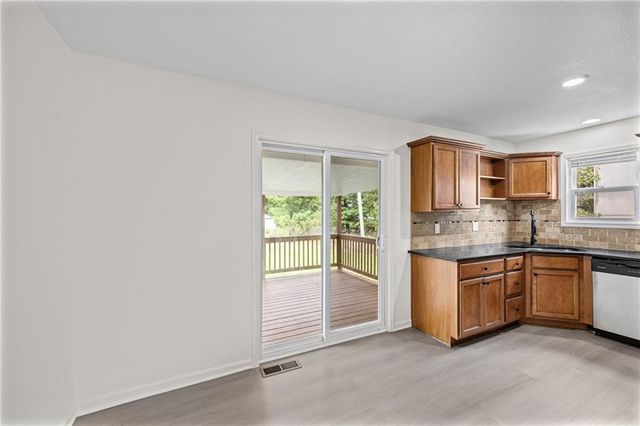 21400 W 181st Terrace, Olathe, KS 66062