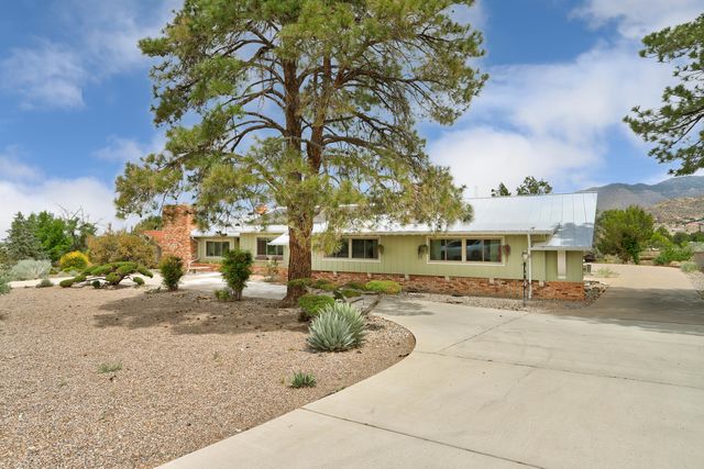 904 Stagecoach Road SE, Albuquerque, NM 87123