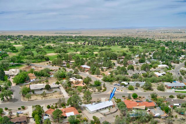 904 Stagecoach Road SE, Albuquerque, NM 87123