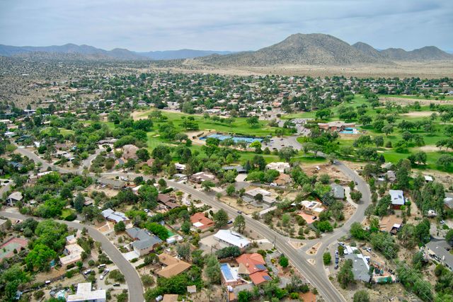 904 Stagecoach Road SE, Albuquerque, NM 87123