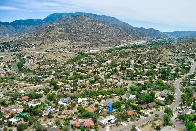 904 Stagecoach Road SE, Albuquerque, NM 87123