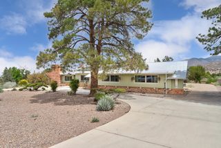 904 Stagecoach Road SE, Albuquerque, NM 87123