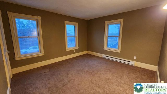 262 Broad Street, Bath Boro, PA 18014