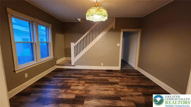 262 Broad Street, Bath Boro, PA 18014