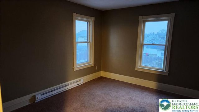 262 Broad Street, Bath Boro, PA 18014