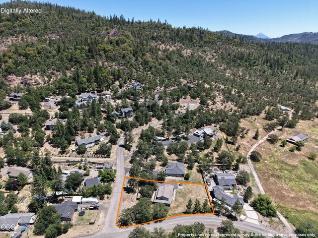 10 Quail Run Drive, Shady Cove, OR 97539