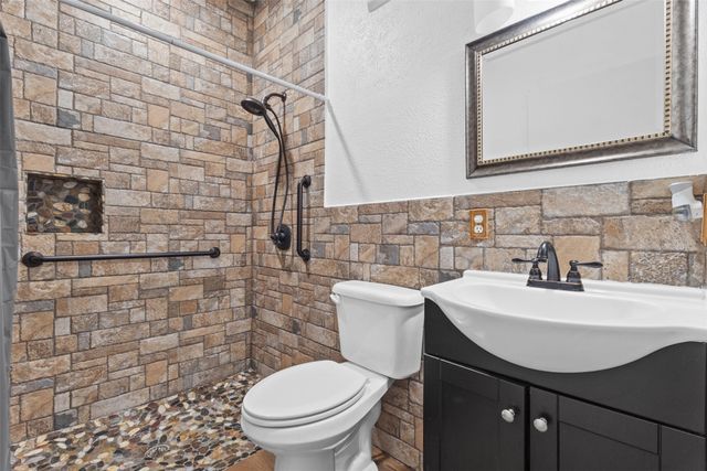 1108 Blackland Road, Fate, TX 75189