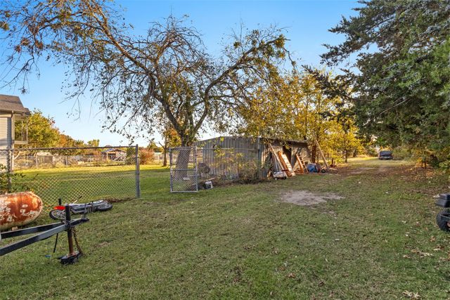 1108 Blackland Road, Fate, TX 75189
