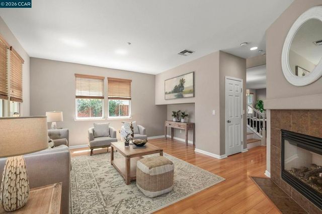 1775 Rose Gate Cmn, Livermore, CA 94551