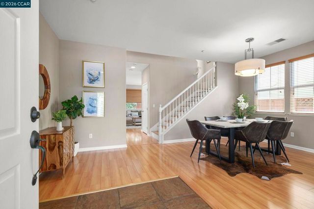 1775 Rose Gate Cmn, Livermore, CA 94551
