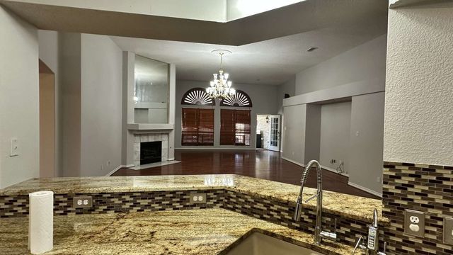 5713 Allen Lane, Rowlett, TX 75088