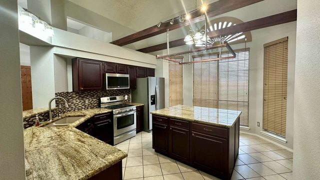 5713 Allen Lane, Rowlett, TX 75088
