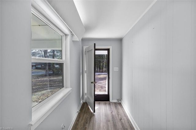 423 Dogwood Circle, High Point, NC 27260