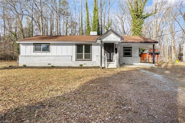 423 Dogwood Circle, High Point, NC 27260