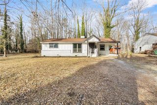 423 Dogwood Circle, High Point, NC 27260