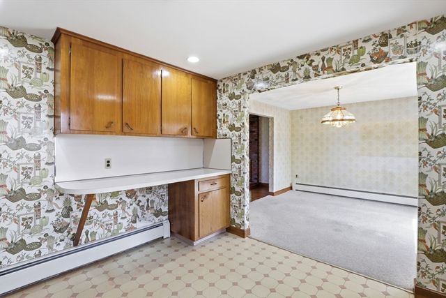 306 Fairmount Ave, Boston, MA 02136