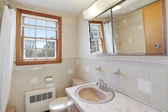 306 Fairmount Ave, Boston, MA 02136