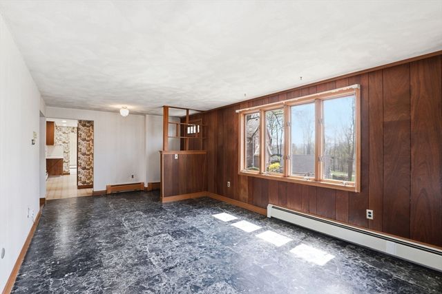 306 Fairmount Ave, Boston, MA 02136