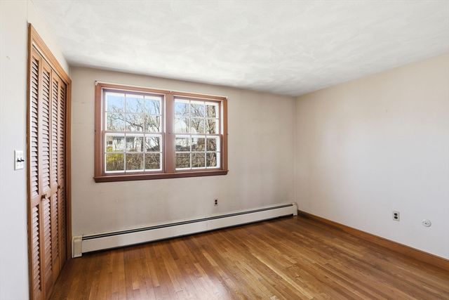 306 Fairmount Ave, Boston, MA 02136