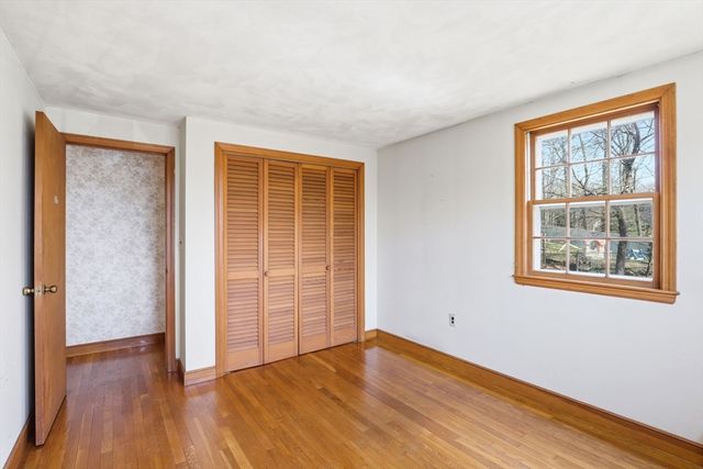 306 Fairmount Ave, Boston, MA 02136