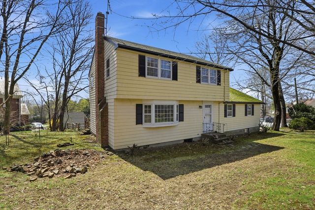 306 Fairmount Ave, Boston, MA 02136