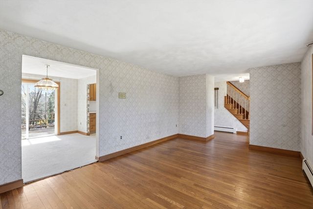 306 Fairmount Ave, Boston, MA 02136