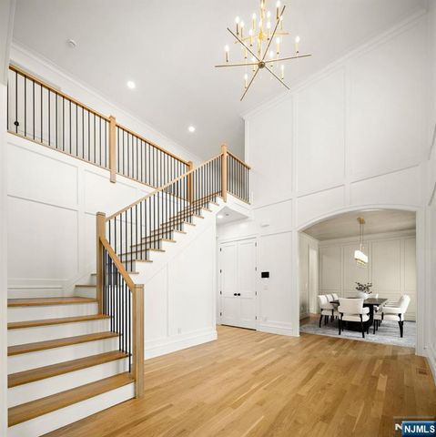 780 Frederick Court, Wyckoff, NJ 07481