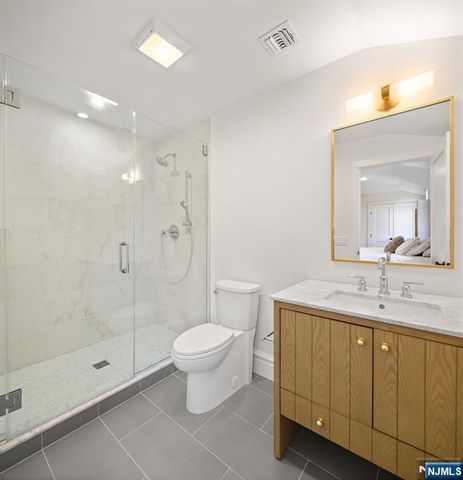 780 Frederick Court, Wyckoff, NJ 07481