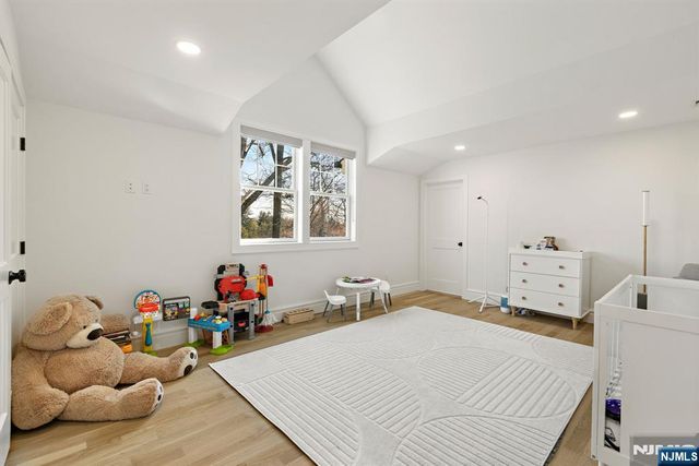 780 Frederick Court, Wyckoff, NJ 07481