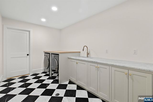 780 Frederick Court, Wyckoff, NJ 07481