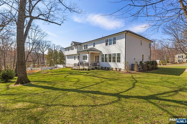 780 Frederick Court, Wyckoff, NJ 07481