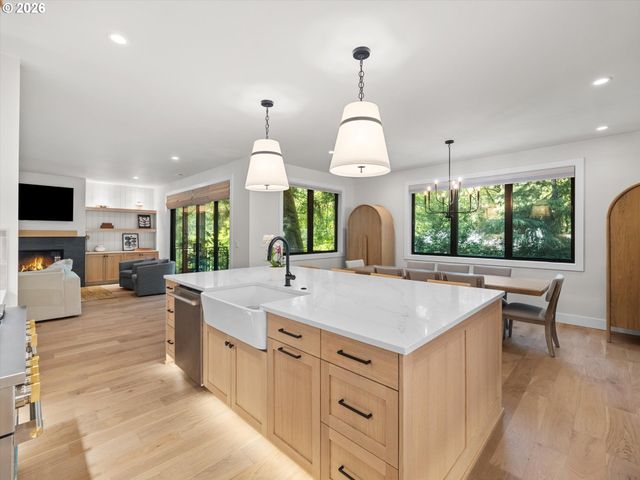 3351 FIR RIDGE Rd, Lake Oswego, OR 97035