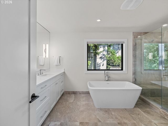 3351 FIR RIDGE Rd, Lake Oswego, OR 97035